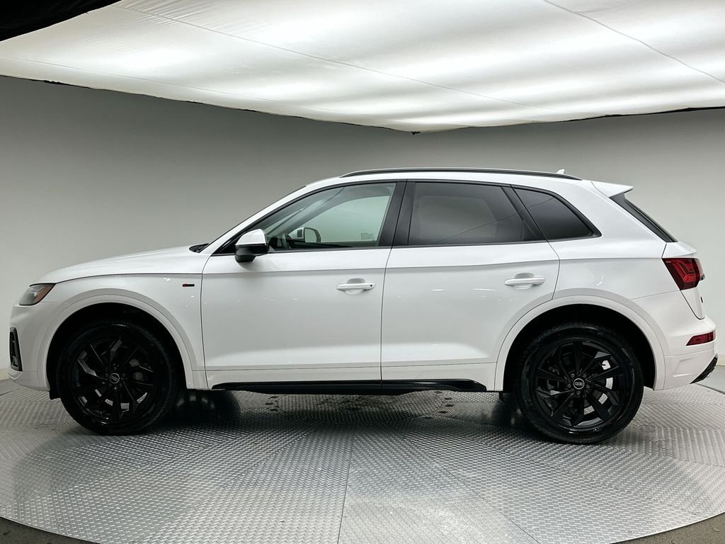 Used 2024  Audi 45 S line Premium image 10