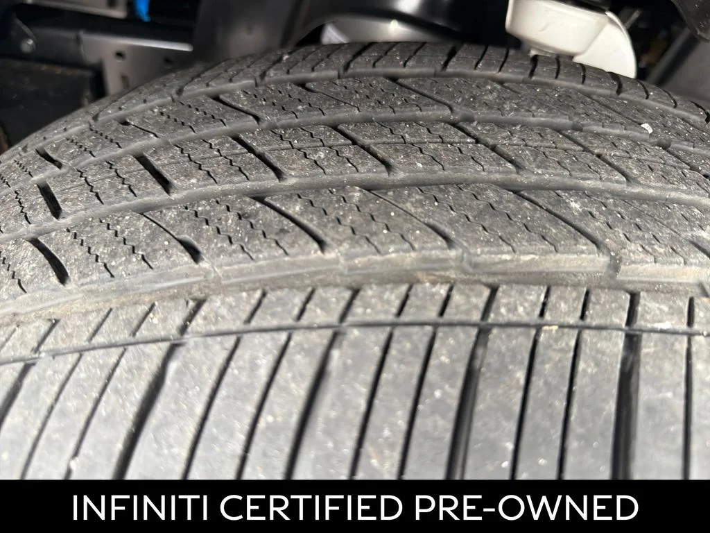 Certified Used 2026 Black Obsidian INFINITI LUXE image 16