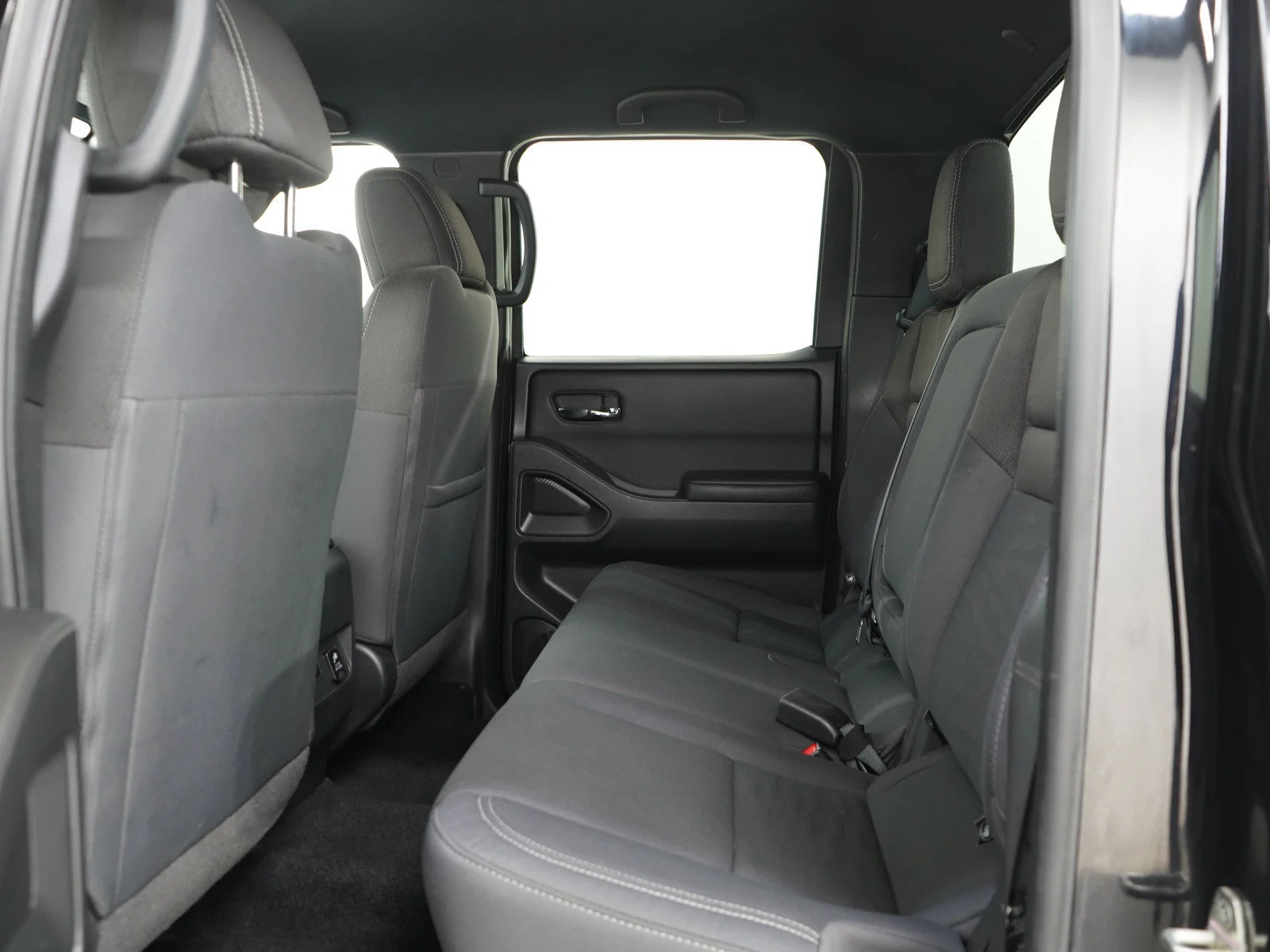 Used 2023 Black Nissan Crew Cab 4x4 SV Auto Long Bed image 15