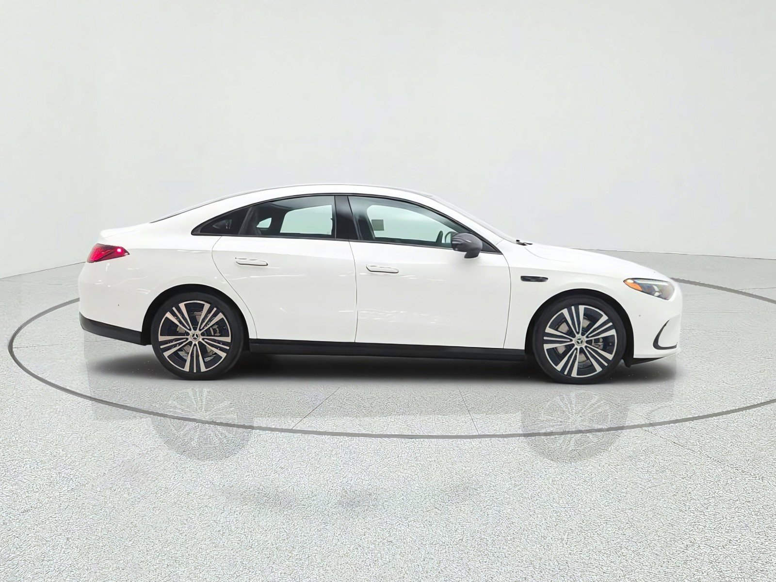 New 2027 Polar White Mercedes-Benz CLA 220 Hybrid image 4