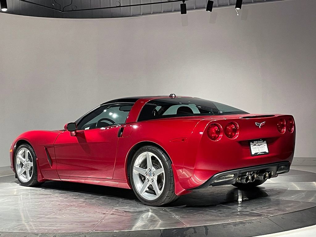 Used 2005 Magnetic Red Metallic Chevrolet NA image 11