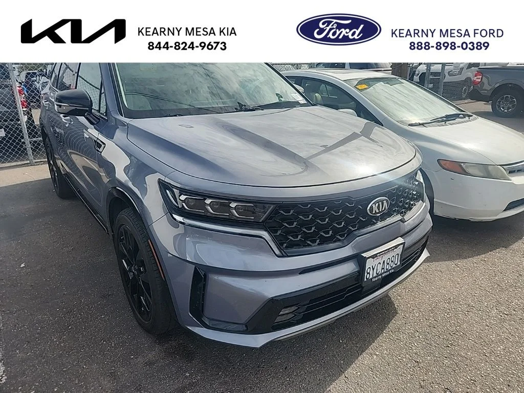 Used 2021 Silver Kia SX image 1