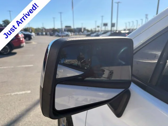 Used 2020 White Chevrolet LT image 14