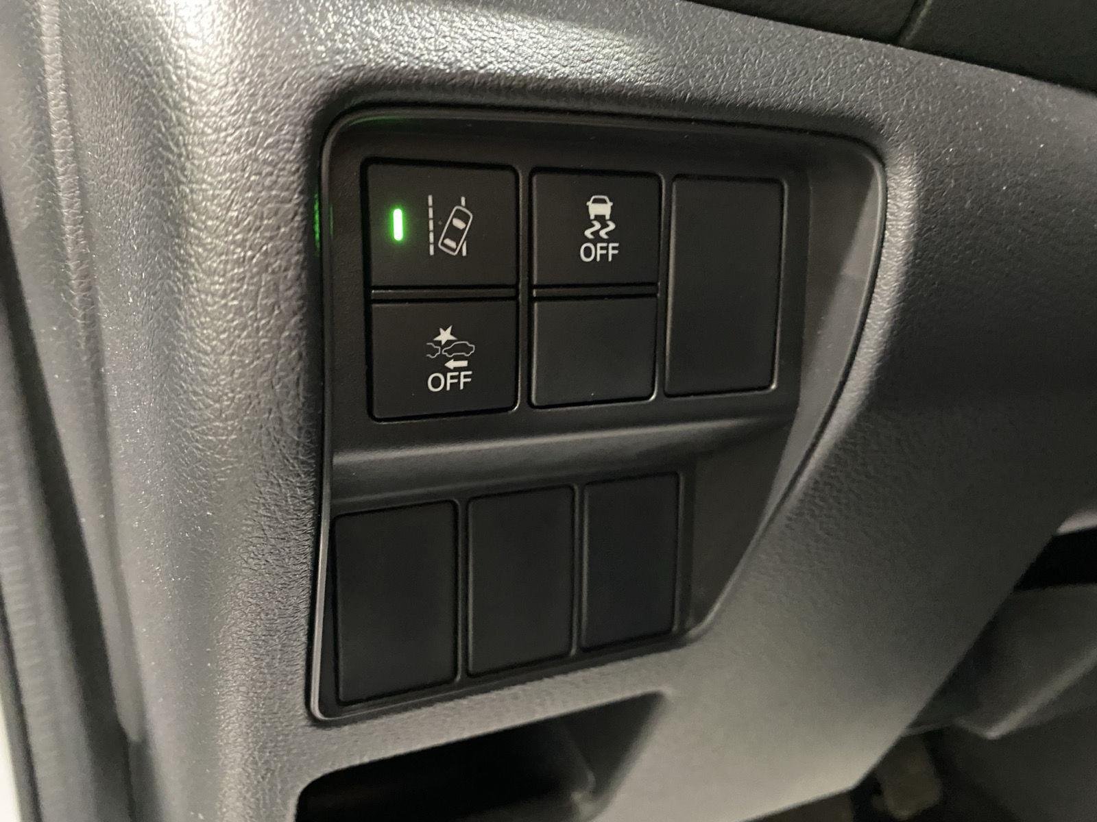 Used 2020 Platinum White Pearl Honda EX image 19