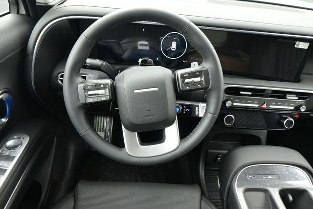 New 2026 White Hyundai SEL AWD image 13
