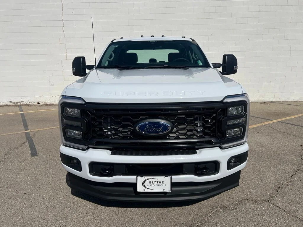 New 2026 Oxford White Ford F-350® XL image 2