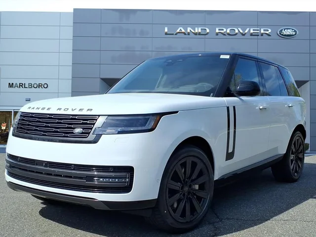 2026 Land Rover Range Rover SE