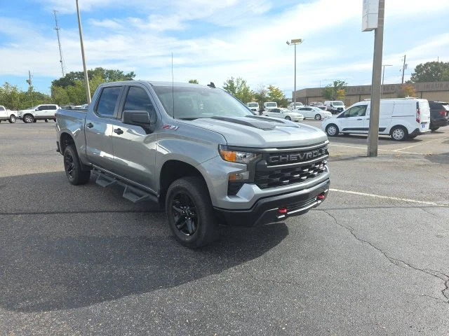 2023 Chevrolet Silverado 1500 Custom Trail Boss