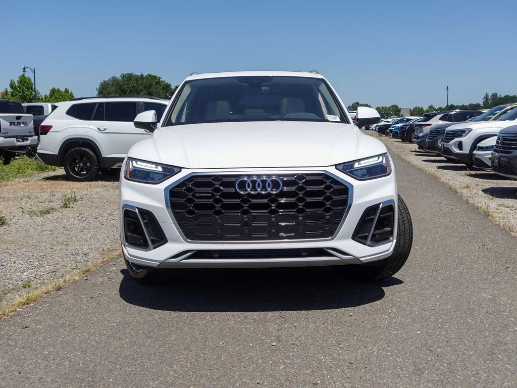 Used 2023 White Audi 45 S line Premium image 3
