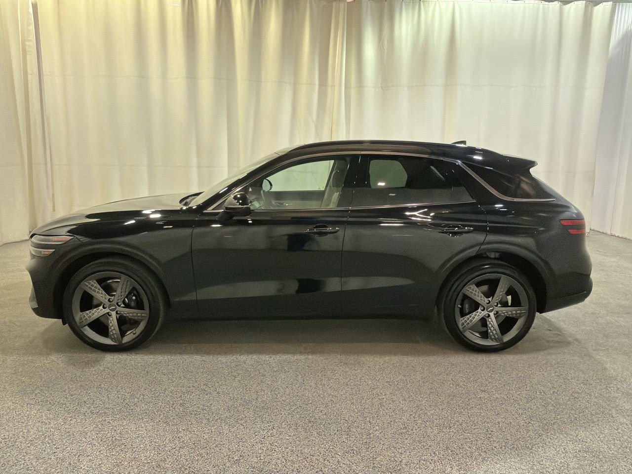 2025 GENESIS GV70 Sport - Photo 6