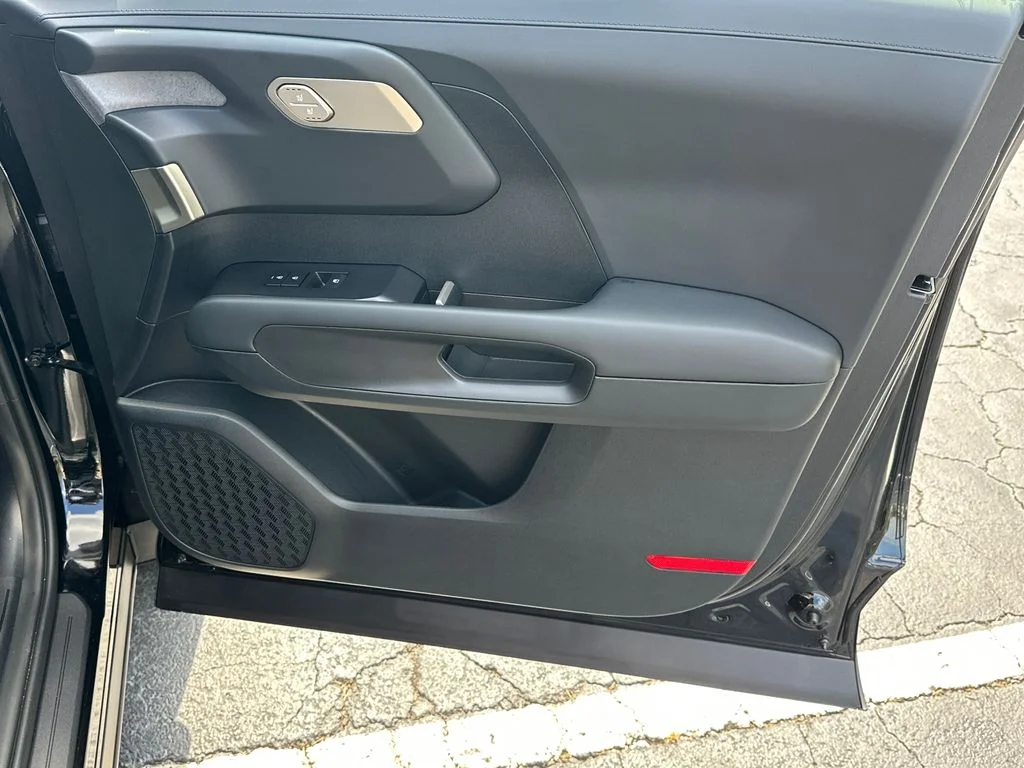 New 2027 Black Kia EX image 14