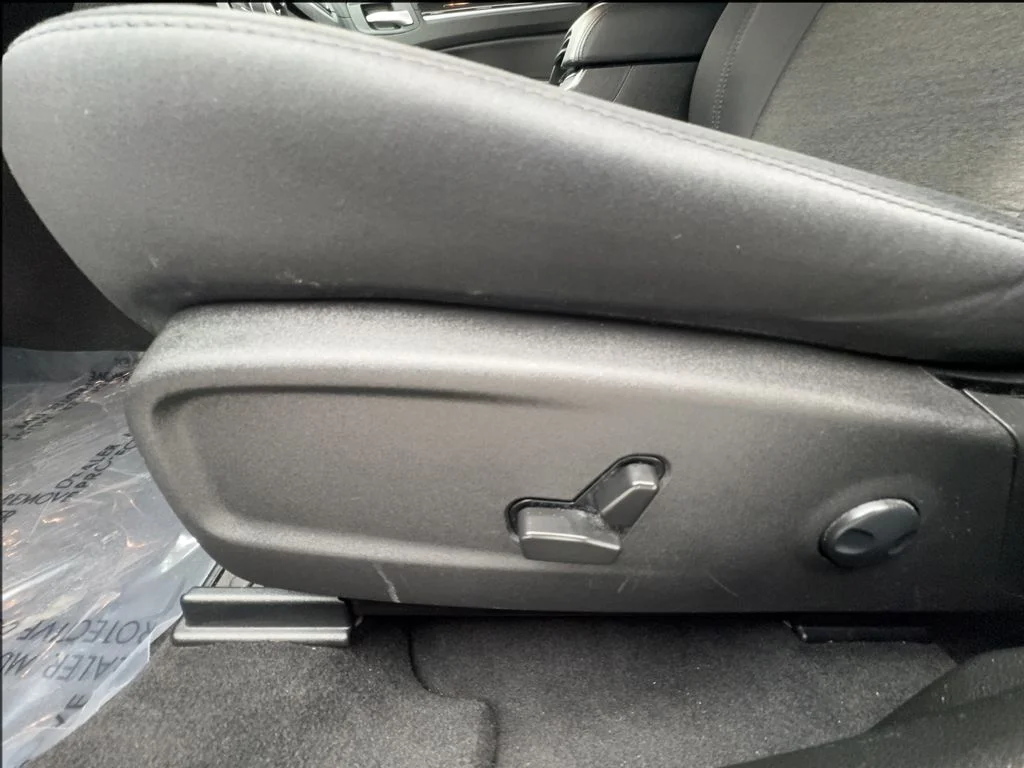 Used 2023 Gray Chrysler Touring image 21