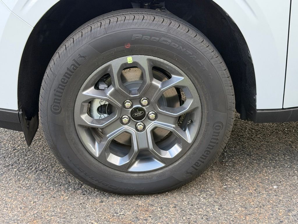 New 2026 Space White Metallic Ford XLT image 23