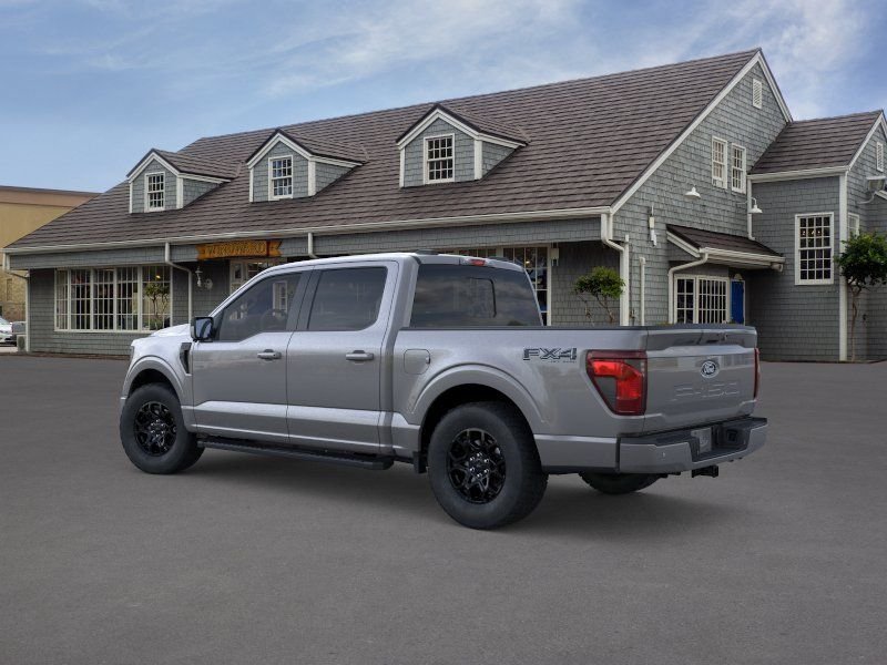 New 2026 Carbonized Gray Metallic Ford XLT image 4