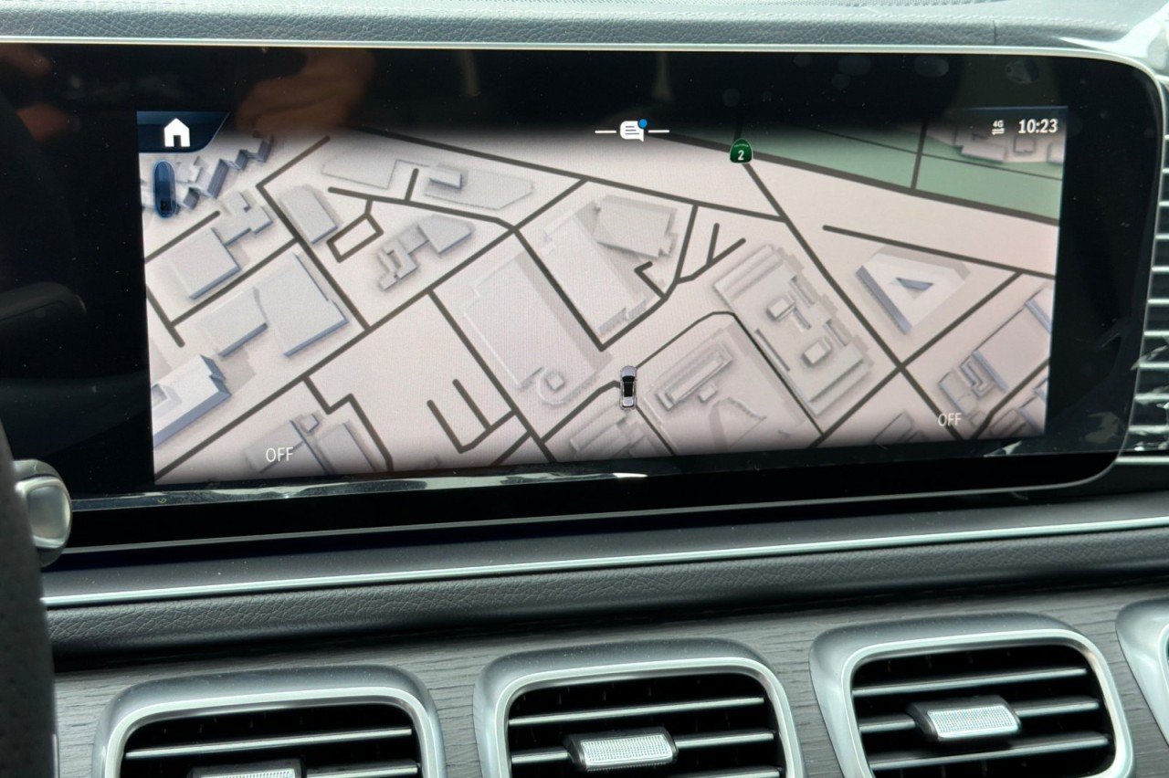 New 2026 Cirrus Silver Metallic Mercedes-Benz GLS 450 4MATIC® SUV image 19