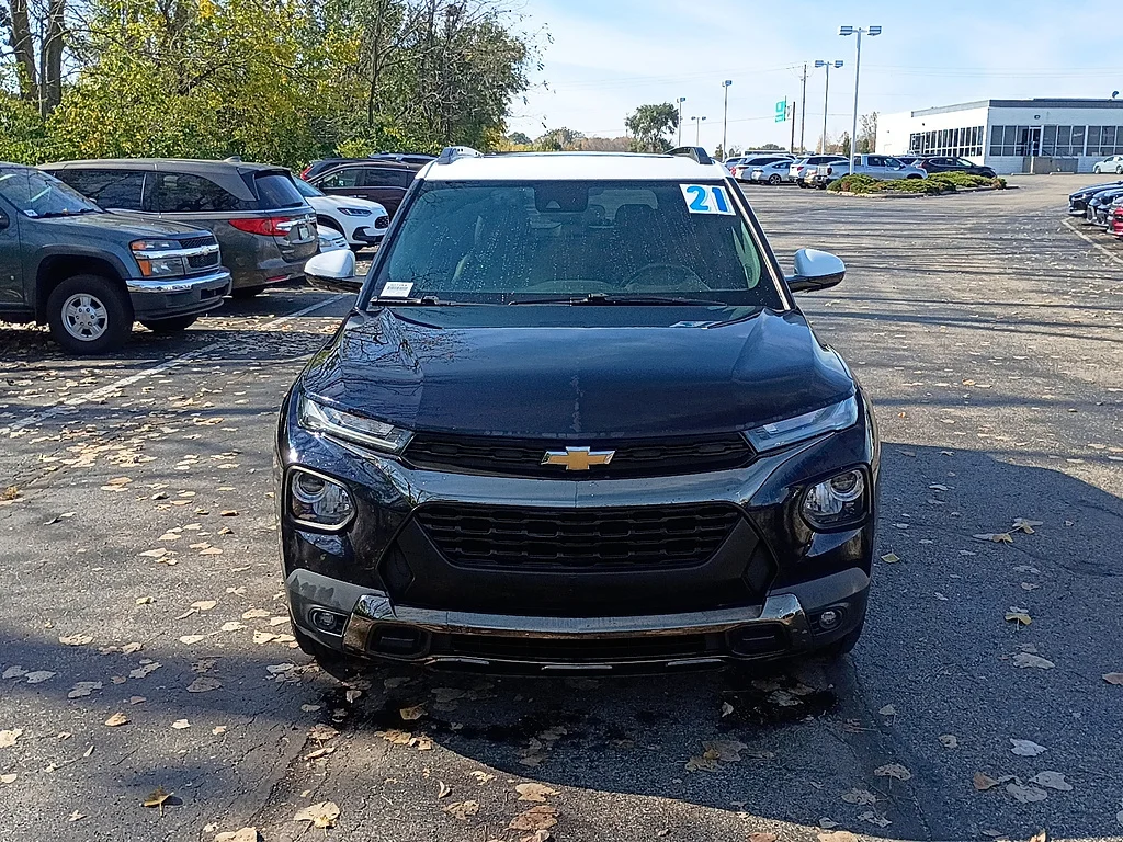 Used 2021 Midnight Blue Metallic Chevrolet ACTIV image 8
