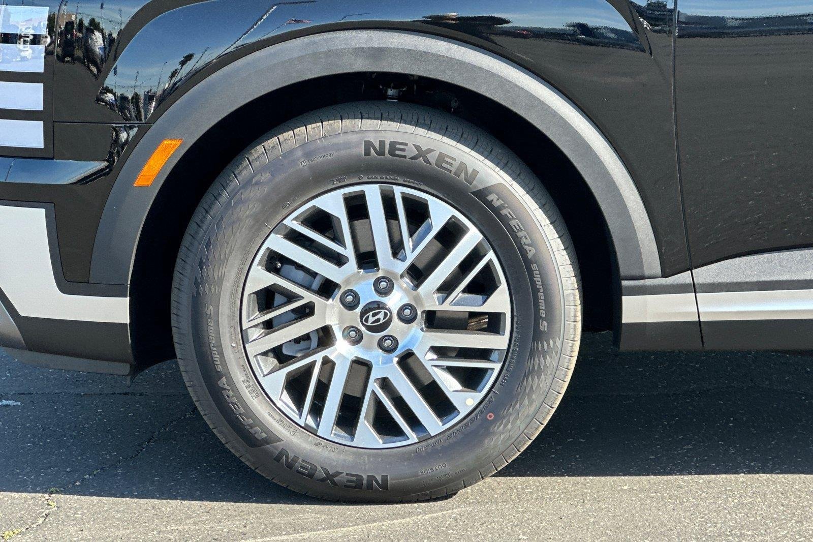 New 2026 Abyss Black Pearl Hyundai SEL AWD image 56