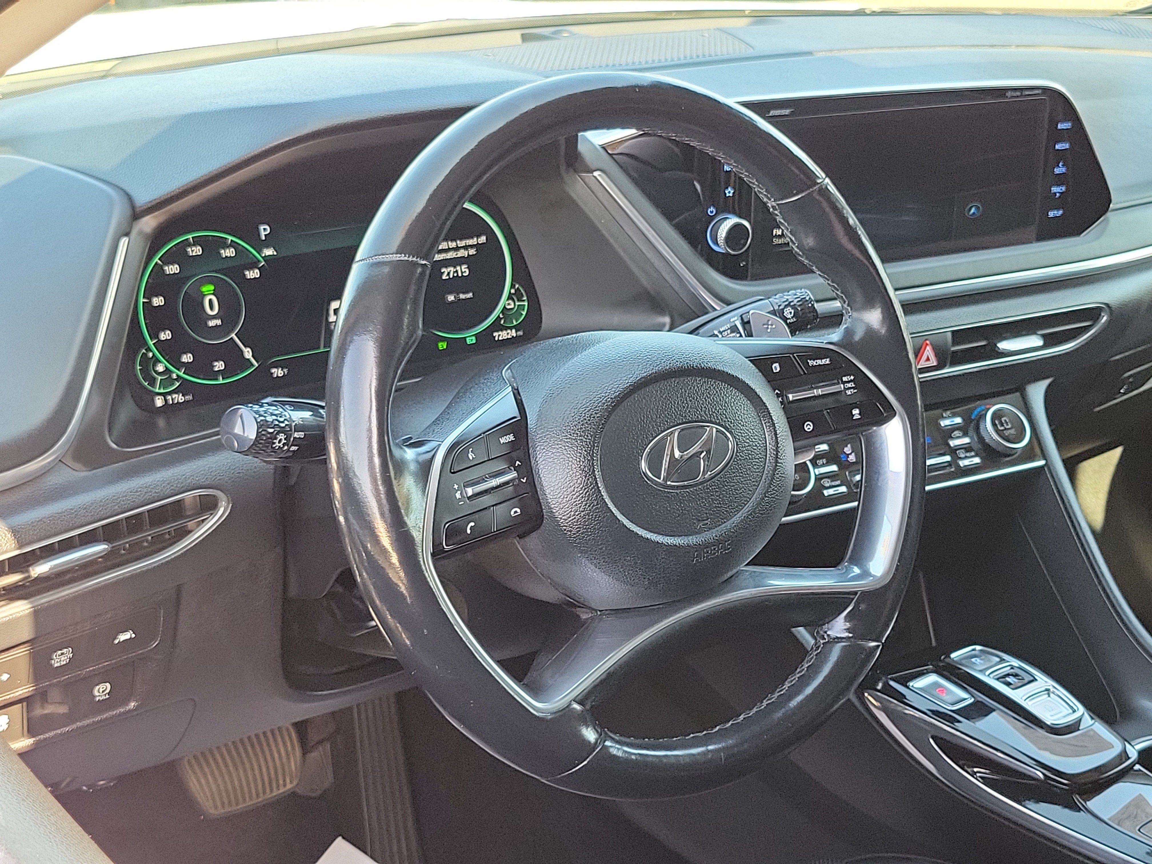 Used 2021 Hyper White Hyundai Limited image 11
