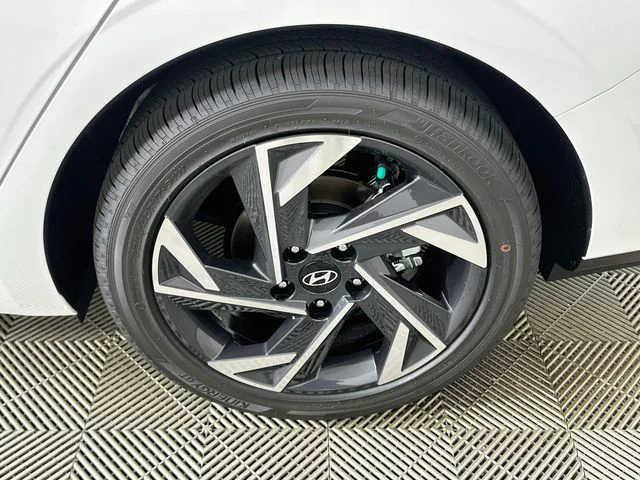 New 2026 White Hyundai Limited image 21