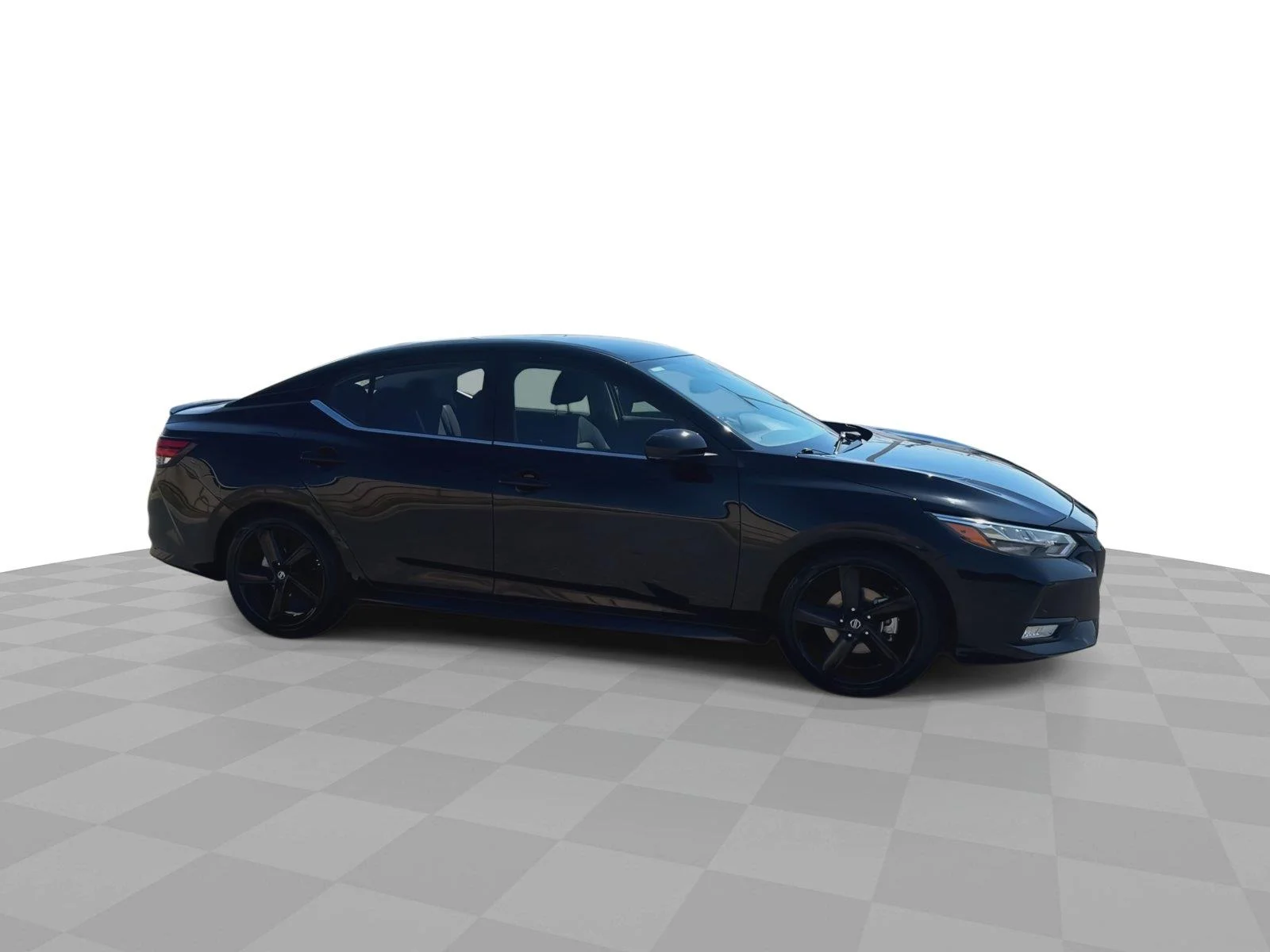 Used 2022 Super Black Nissan SR image 9