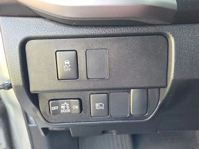 Used 2023 Silver Toyota SR5 image 26