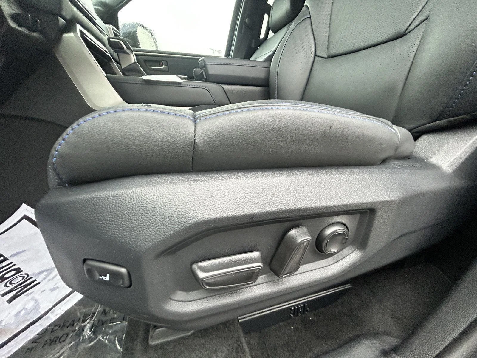 2026 Toyota Tundra Platinum - Photo 9
