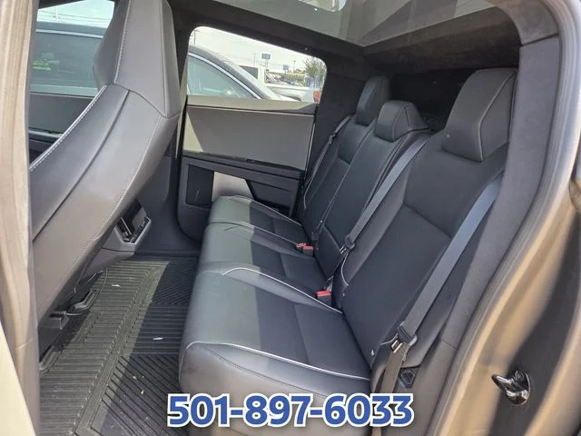 Used 2025  Tesla Base image 7