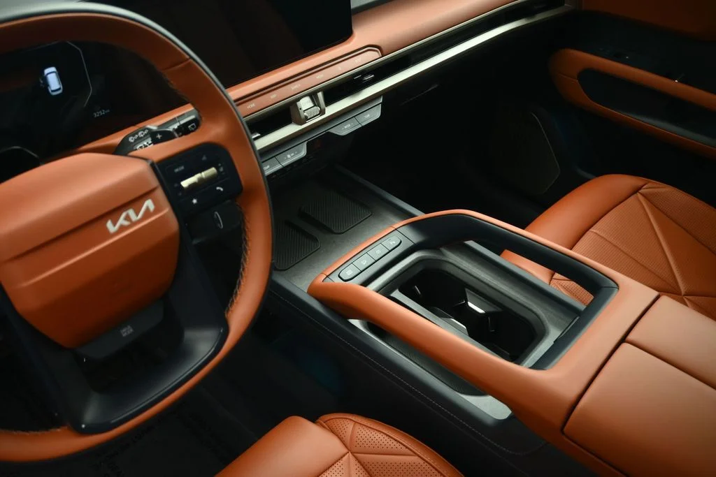 Certified Used 2027 White Kia SX image 52
