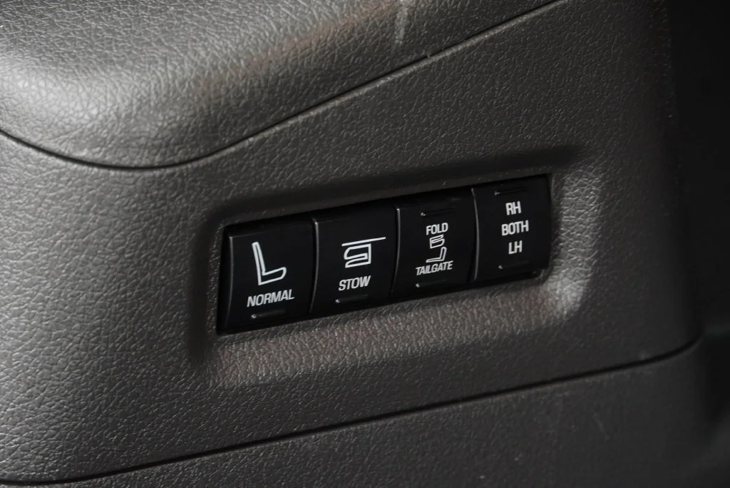 Used 2013 Gray Ford Limited image 39