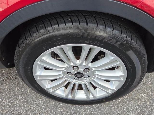 Used 2013 Red Land Rover Prestige image 17