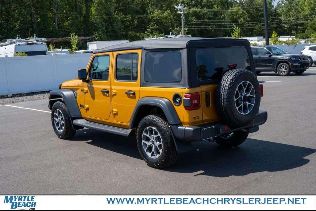 New 2026 Goldilocks Exterior Paint Jeep Sport S image 4