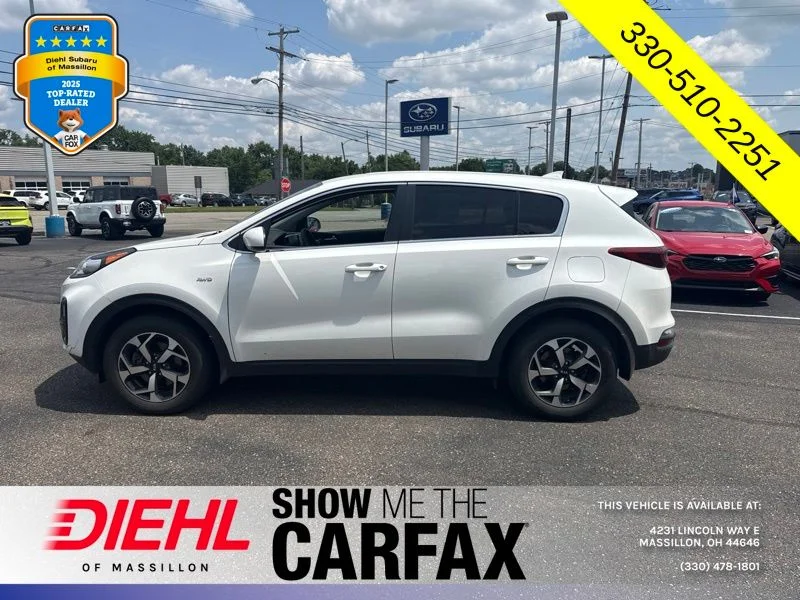 Used 2021 White Kia LX image 3
