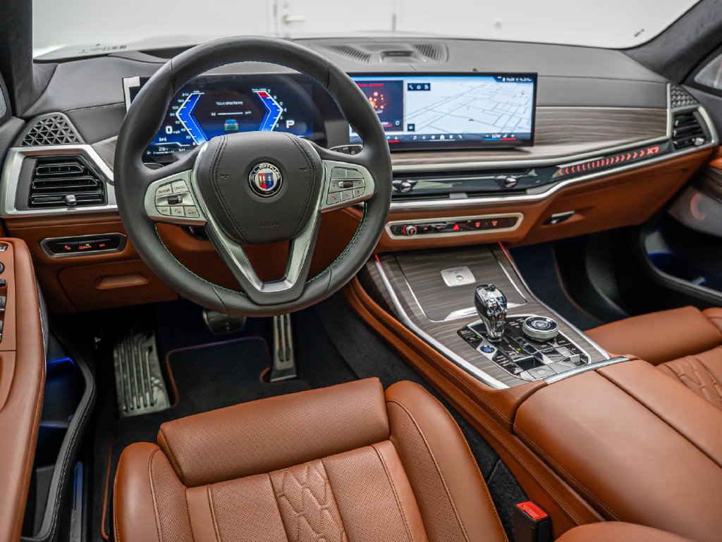 Used 2026 Alpina Green Metallic BMW ALPINA XB7 image 4
