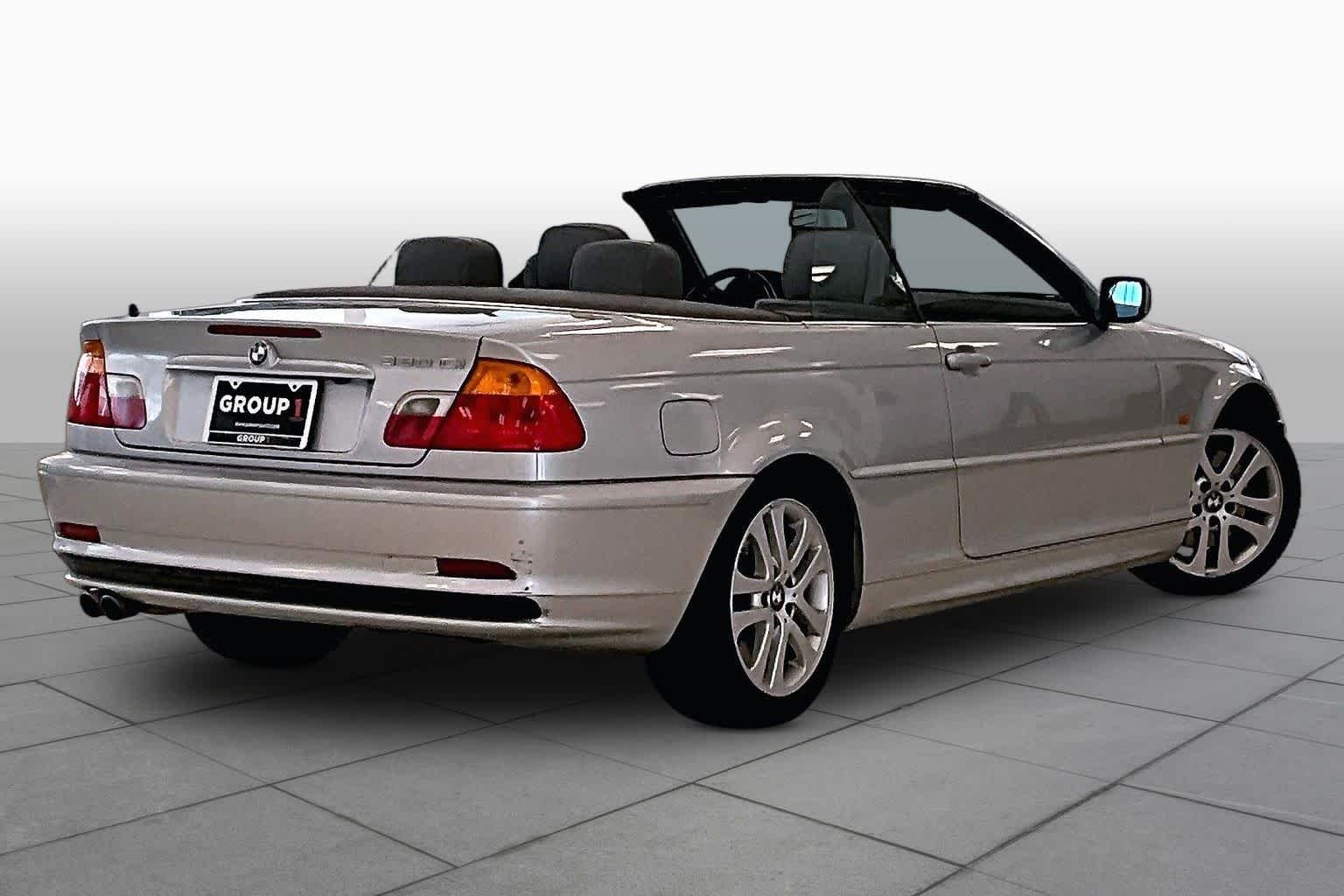 Used 2002 Titanium Silver Metallic BMW 330Ci image 12