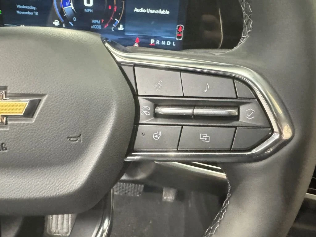 New 2026 Mosaic Black Metallic Chevrolet LT image 15