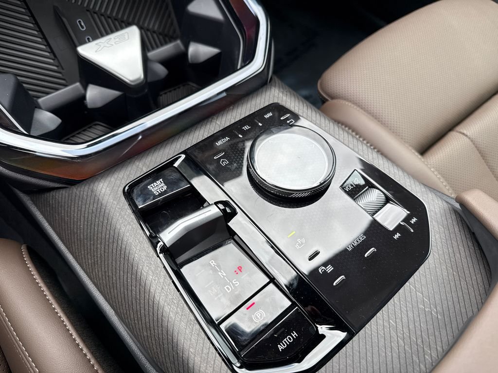 New 2026 Alpine White BMW 30 xDrive image 26