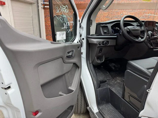 2025 Ford Transit Van Base - Photo 9