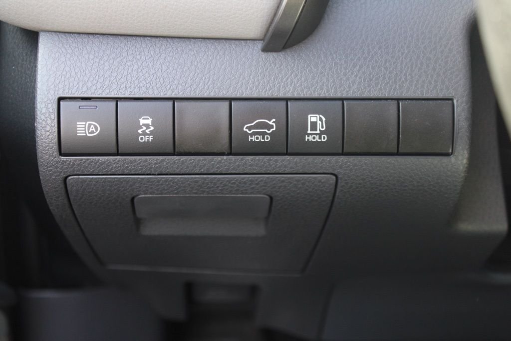 2023 Toyota Camry XSE - Photo 18