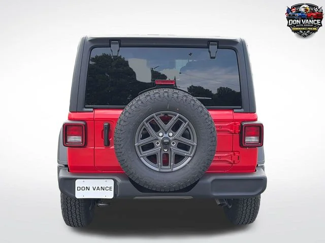 New 2026 Firecracker Red Clearcoat Jeep Sport RHD image 4