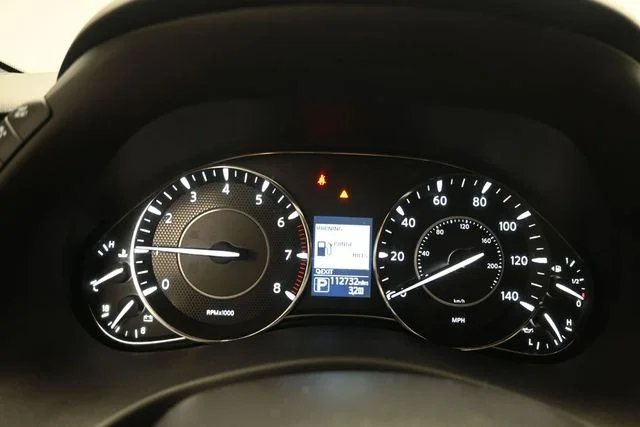 Certified Used 2020 Black Nissan Platinum image 18