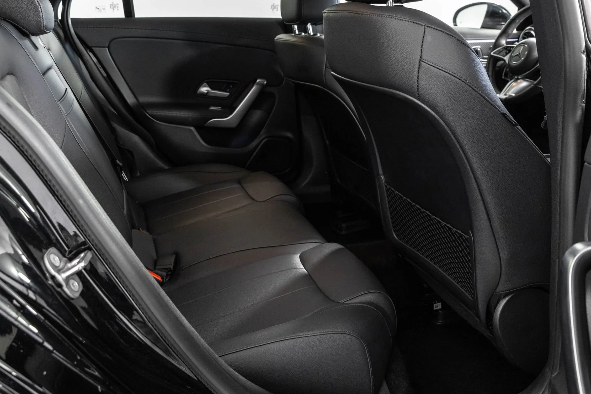 Used 2025 Black Mercedes-Benz 4MATIC® image 38