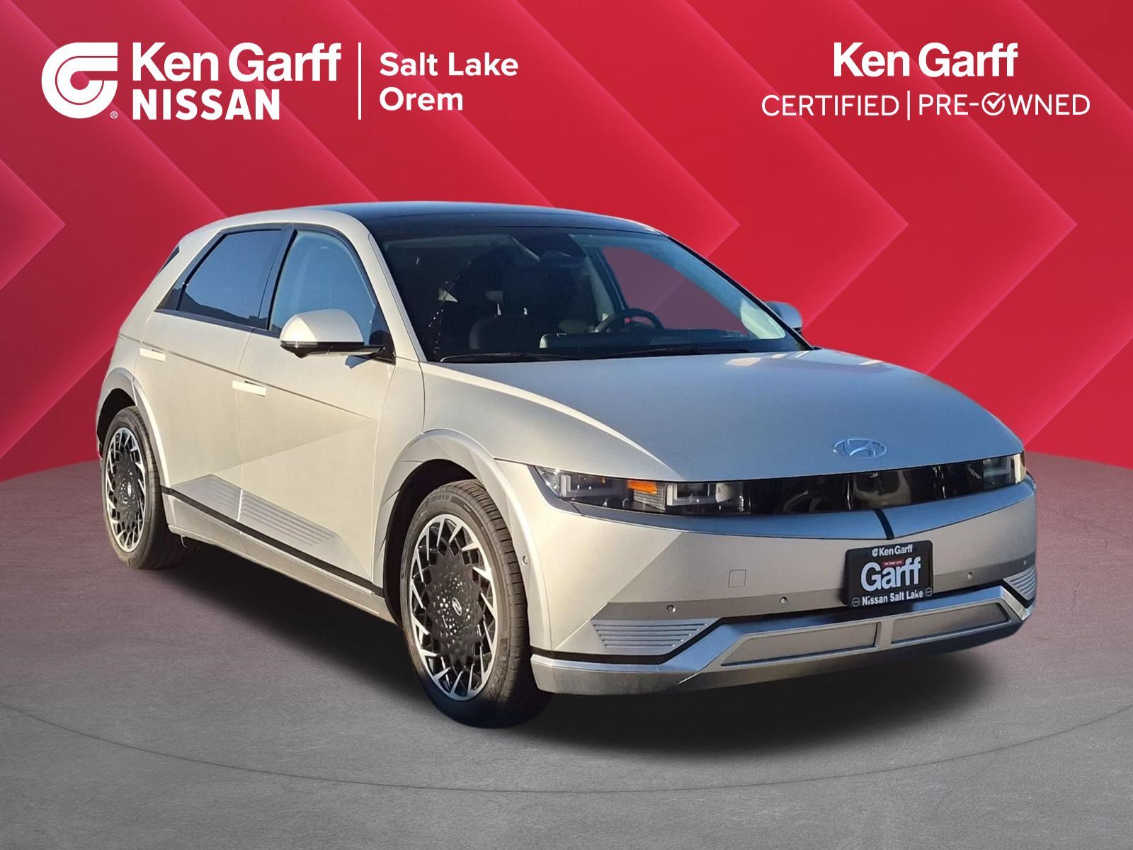 Used 2023 Gravity Gold (Matte Gold) Hyundai Limited image 1
