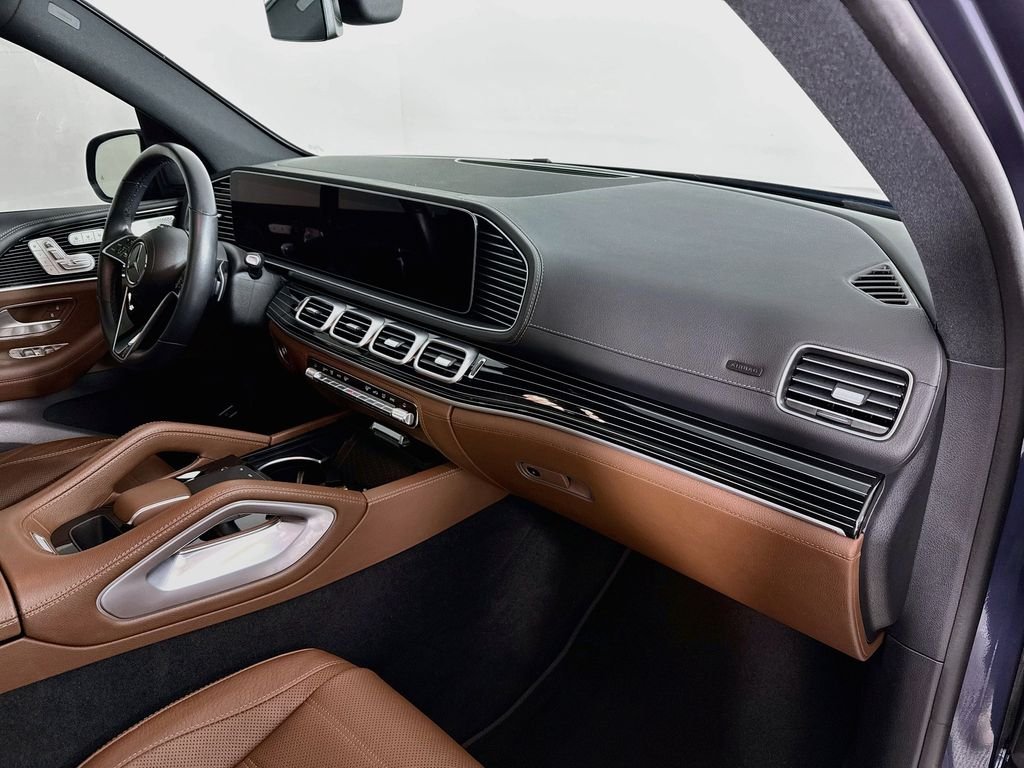 Used 2024 Blue Mercedes-Benz GLE 350 image 29