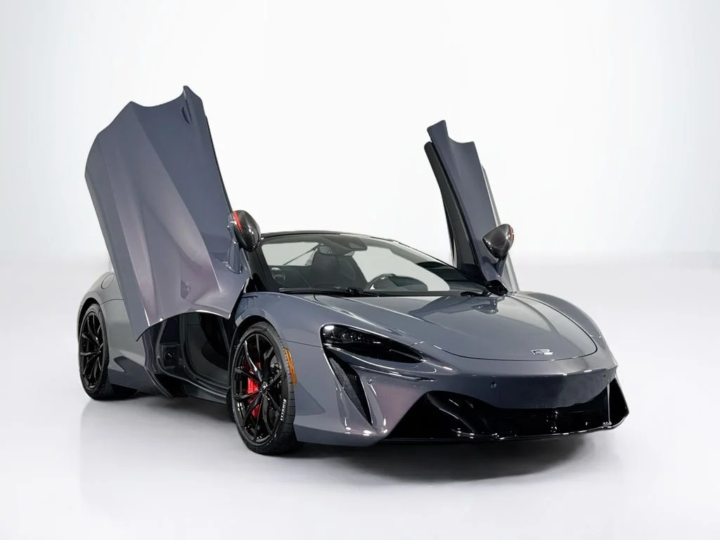 New 2026 Lava Gray McLaren Spider image 22