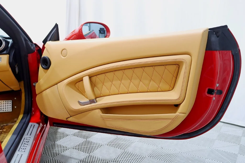 Used 2012 Red Ferrari Base image 28