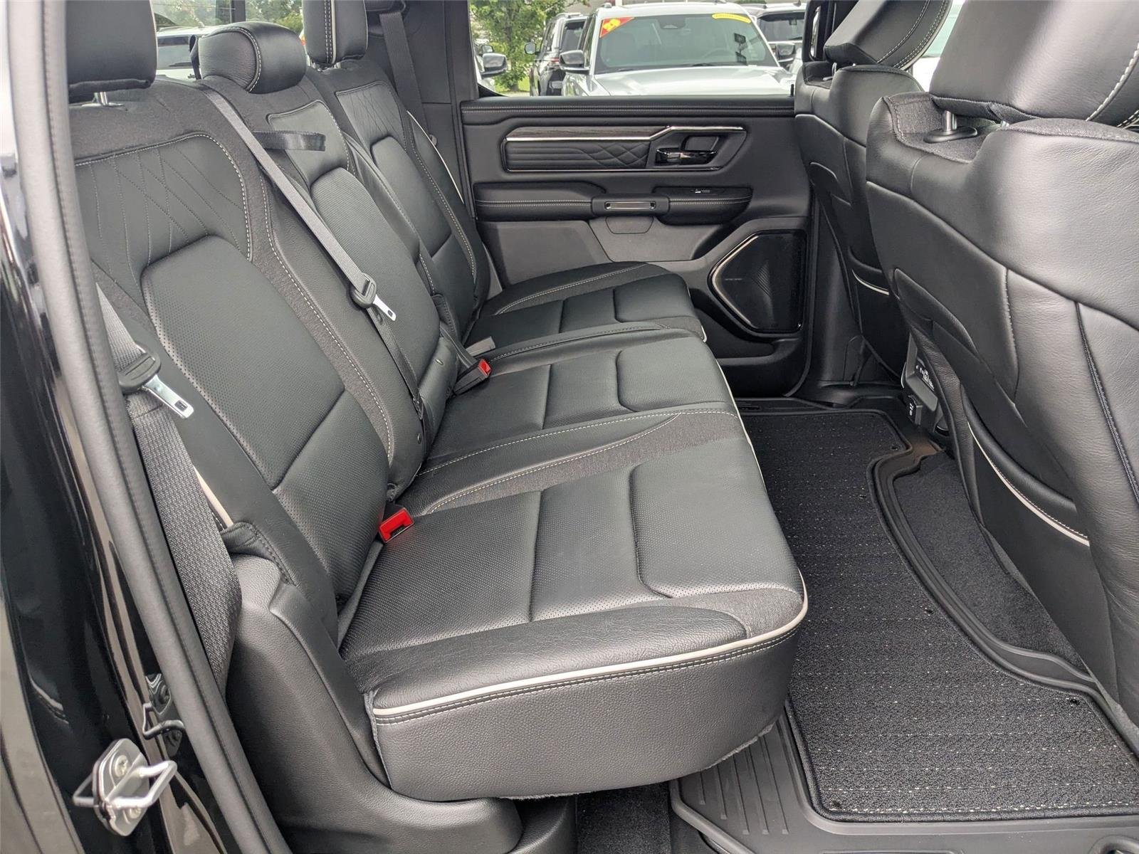 2026 RAM 1500 Limited - Photo 32