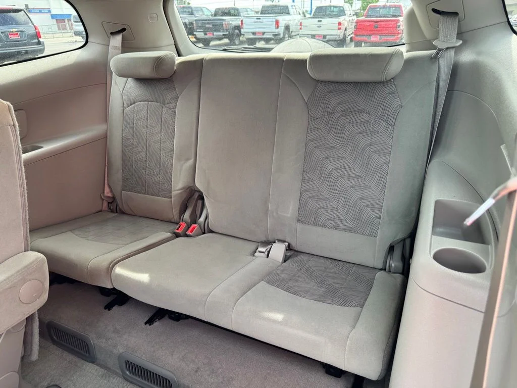 Used 2014 Silver Buick Convenience Group image 12