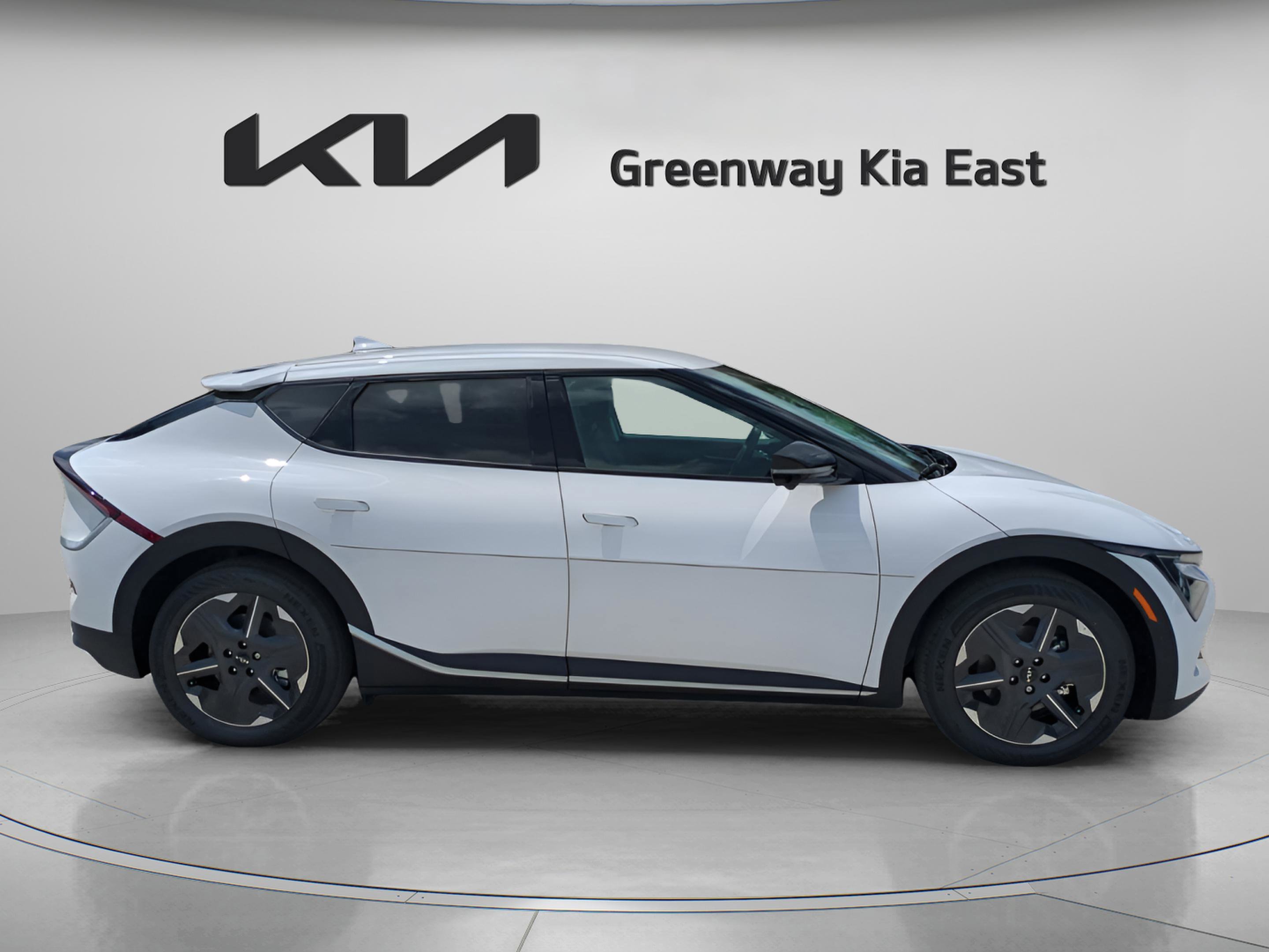 2025 Kia EV6 Light L/R - Photo 11