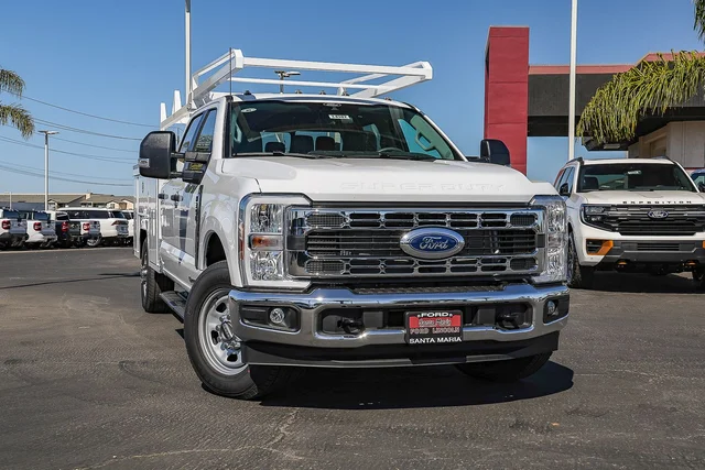 2026 Ford Chassis Cab F-350® XL