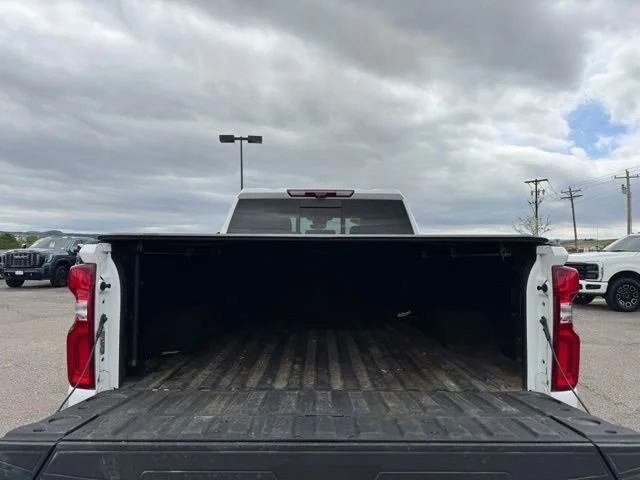 Used 2024 Summit White Chevrolet High Country image 22